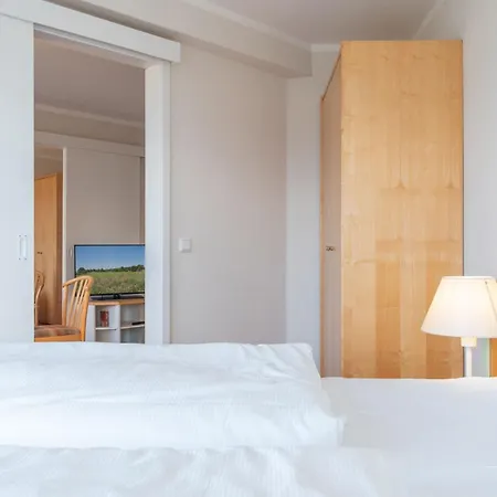 428, Seepark Apartment *