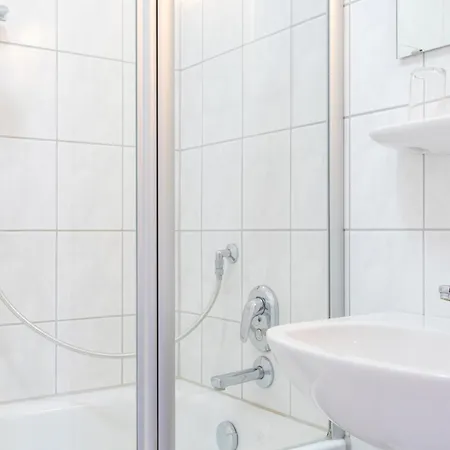 428, Seepark * Sellin (Rugen)